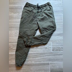 Old Navy men’s LARGE modern jogger